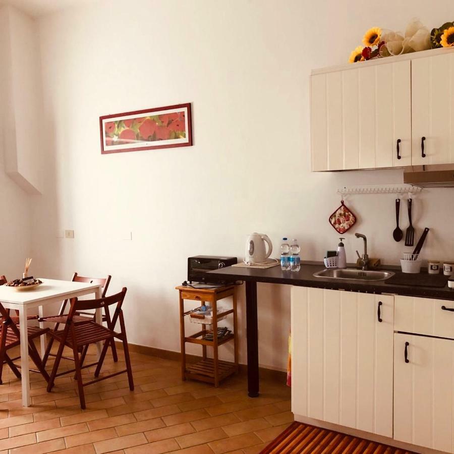 Appartamenti Il Criollo San Gimignano Exterior foto